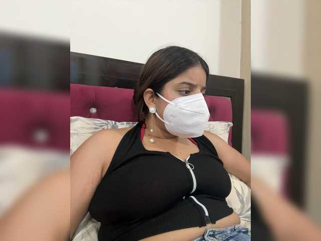 Yourannie9050 live cam on BongaCams