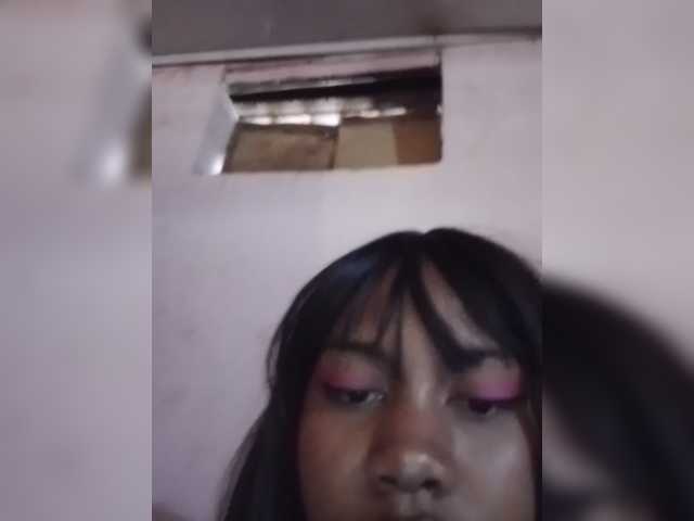 Laurapink live cam on BongaCams