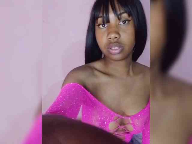 Laurapink Laurapink
