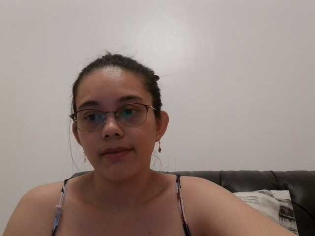simplesindyxx live cam on BongaCams