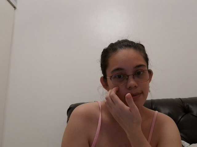 le modèle simplesindyxx est en webcam porno dans un show sur le site bongacams, il possède les tags suivants: Asian,Brunette,Trimmed