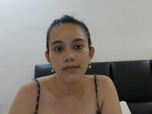 simplesindyxx live cam on BongaCams