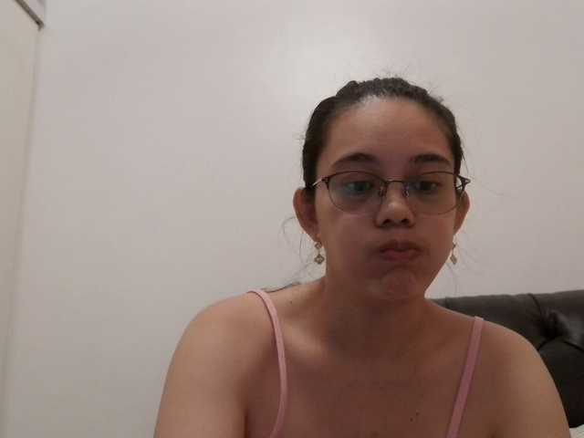simplesindyxx live cam on BongaCams