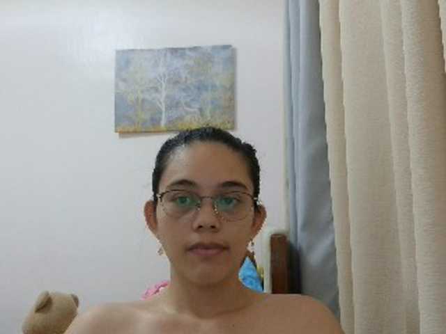 simplesindyxx live cam on BongaCams