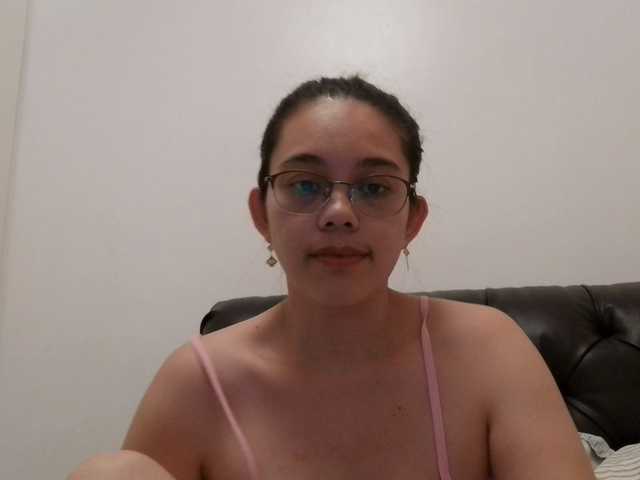 simplesindyxx live cam on BongaCams