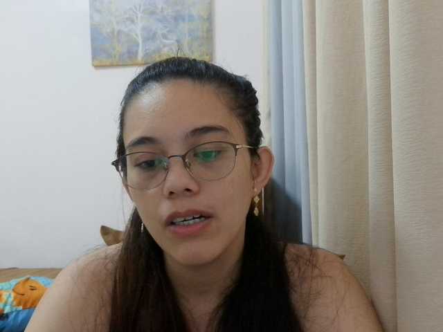 simplesindyxx live cam on BongaCams