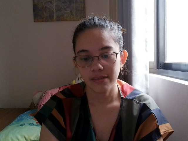 simplesindyxx live cam on BongaCams
