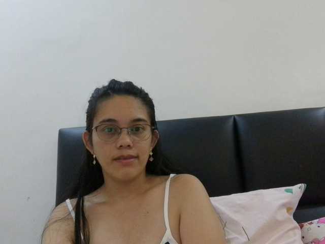 Simplesindyxx on Bongacams