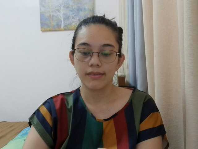 simplesindyxx live cam on BongaCams