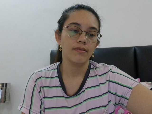 simplesindyxx live cam on BongaCams