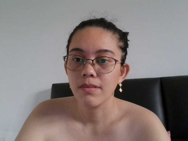 simplesindyxx live cam on BongaCams