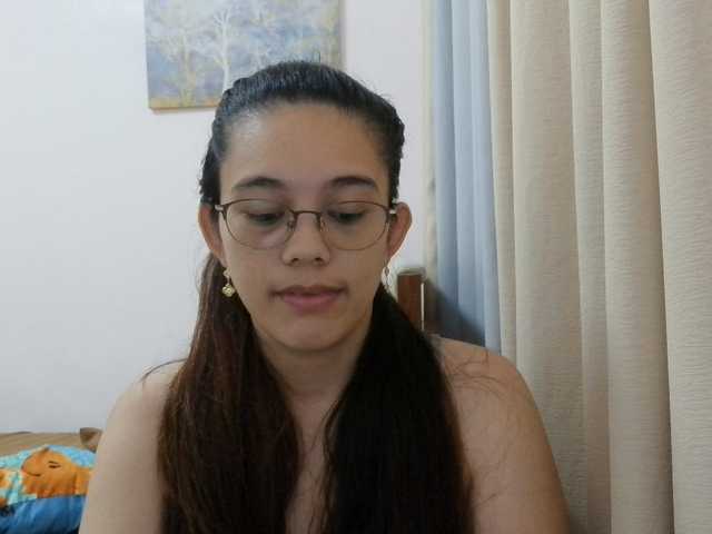 simplesindyxx live cam on BongaCams