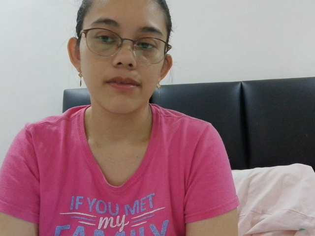 simplesindyxx, en vivo ahora en BongaCams