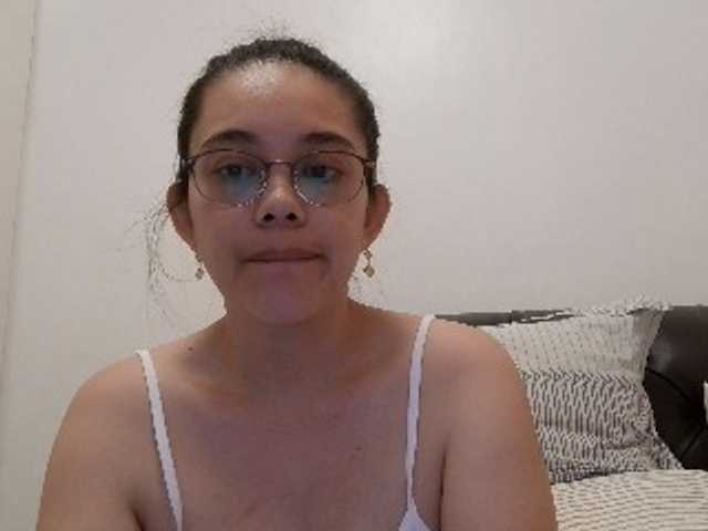 simplesindyxx live cam on BongaCams