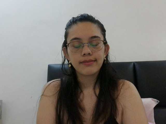 simplesindyxx live cam on BongaCams