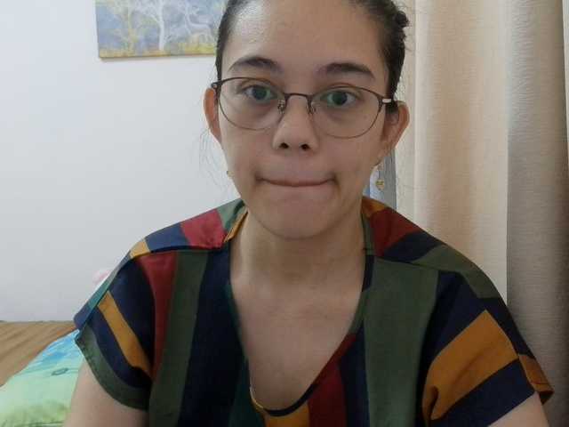 simplesindyxx live cam on BongaCams