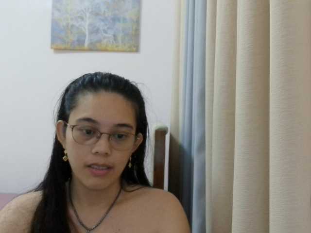 simplesindyxx live cam on BongaCams