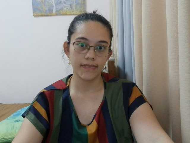 simplesindyxx live cam on BongaCams