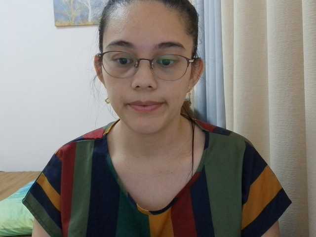 simplesindyxx live cam on BongaCams