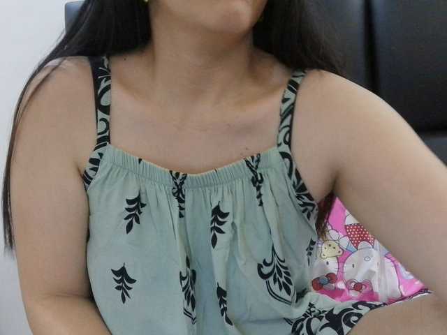simplesindyxx live cam on BongaCams