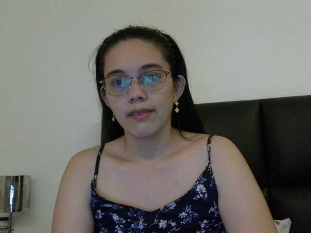 simplesindyxx live cam on BongaCams