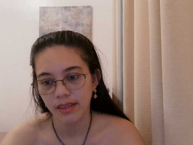 simplesindyxx live cam on BongaCams