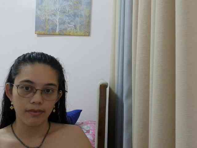simplesindyxx Live Webcam on BongaCams