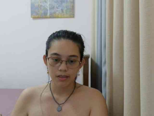 simplesindyxx Live Webcam on BongaCams