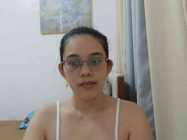 simplesindyxx Live Webcam on BongaCams