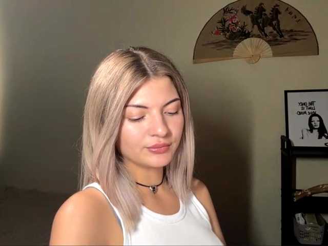 EdieArcilla live cam on BongaCams