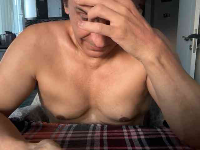 ANDREX1X Sex Cam Show