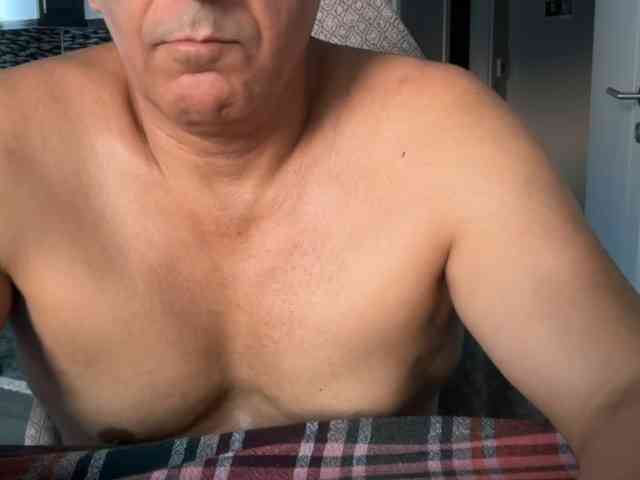 ANDREX1X Sex Cam Show