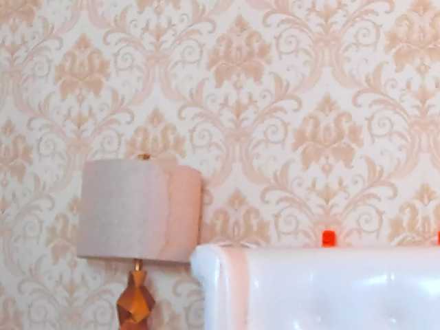 JuliaHuntX live cam on BongaCams