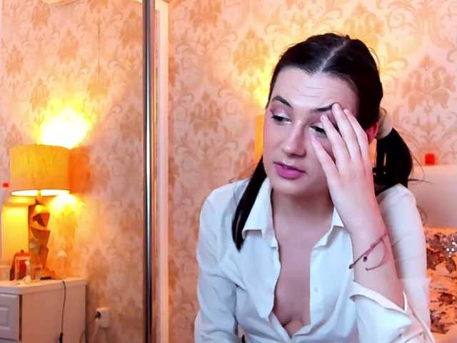 JuliaHuntX live cam on BongaCams