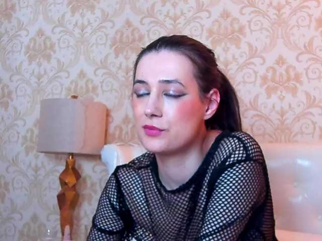JuliaHuntX live webcam show