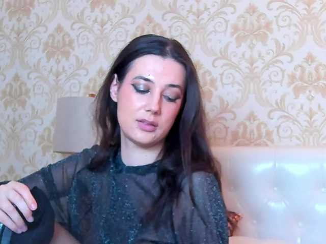 JuliaHuntX live cam on BongaCams