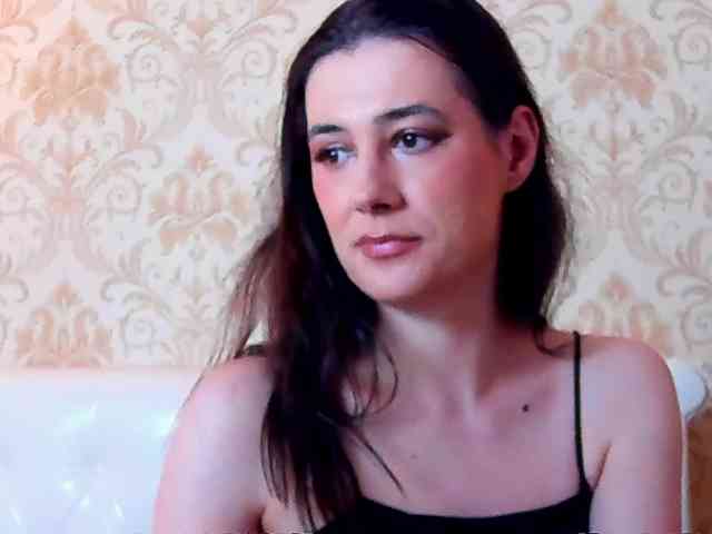 JuliaHuntX Live Webcam on BongaCams