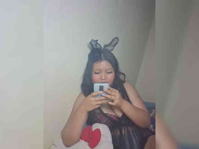 Princesslilyrosie webcam