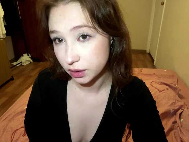 meowganfoxy live cam on BongaCams