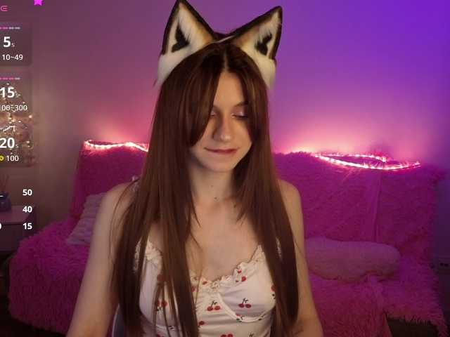 KiraBraun live webcam show