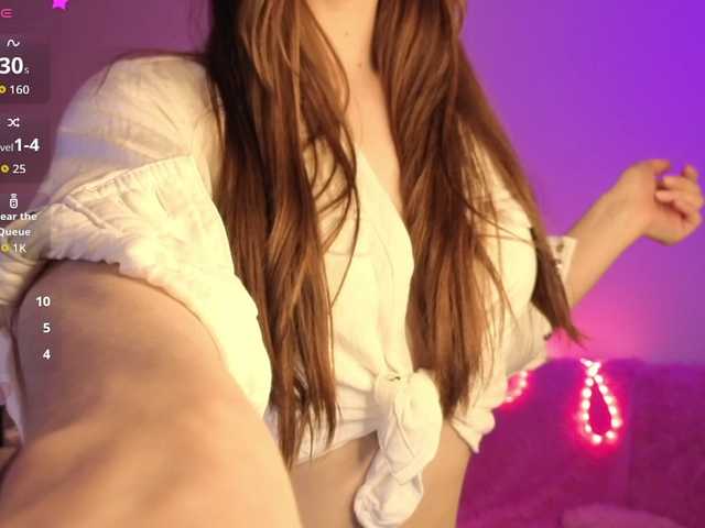 KiraBraun live cam on BongaCams