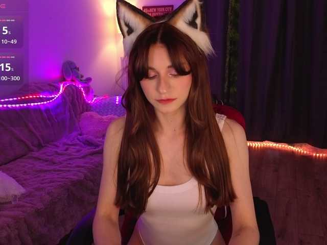 KiraBraun live cam on BongaCams