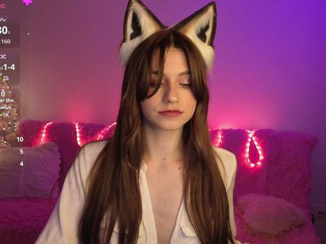 KiraBraun live webcam show