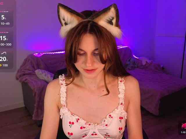 KiraBraun webcam
