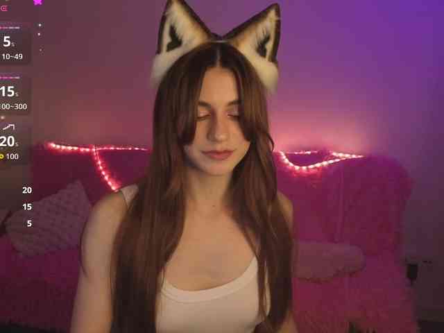 KiraBraun Live Webcam on BongaCams