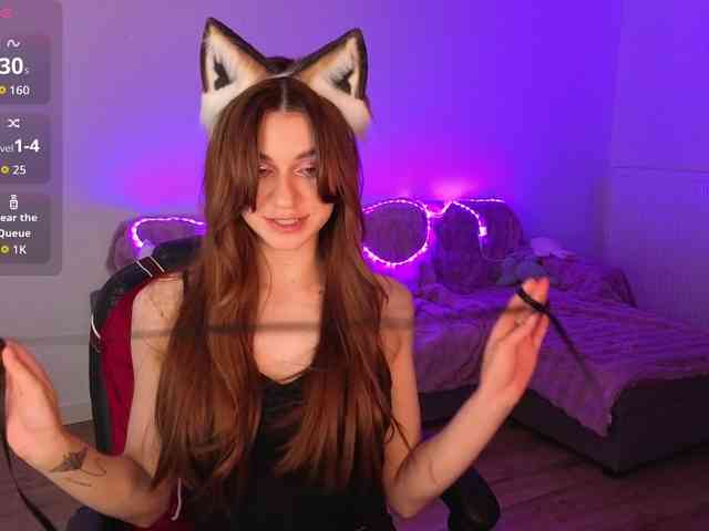 KiraBraun webcam