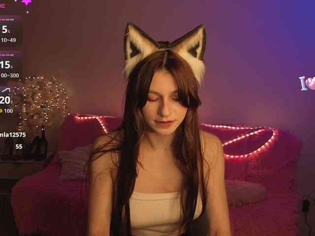 KiraBraun webcam