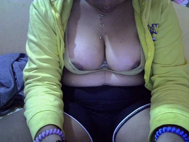 Josephinesexy live cam on BongaCams