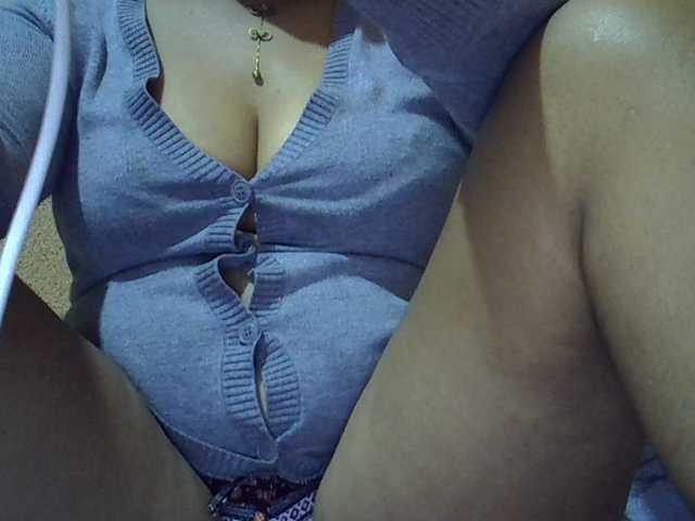 Josephinesexy live cam on BongaCams