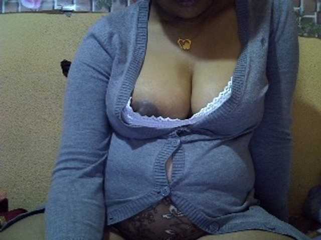 Josephinesexy live cam on BongaCams